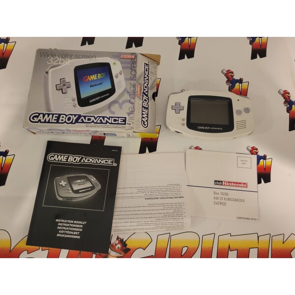 Gameboy Advance Vit (i kartong)