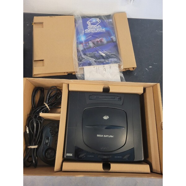 Sega Saturn (i kartong) - Bild 3